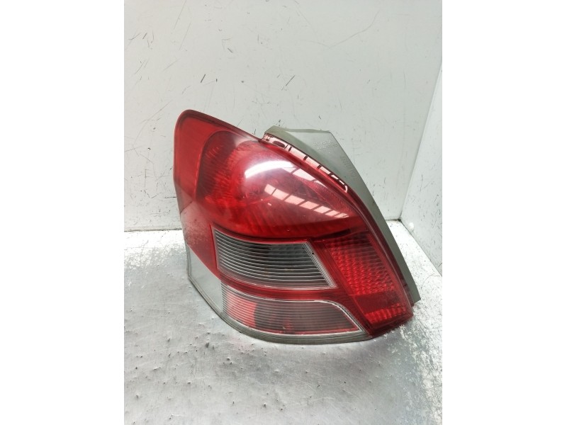 Recambio de piloto trasero izquierdo para toyota yaris (_p9_) 1.0 vvt-i (ksp90_) referencia OEM IAM   2005