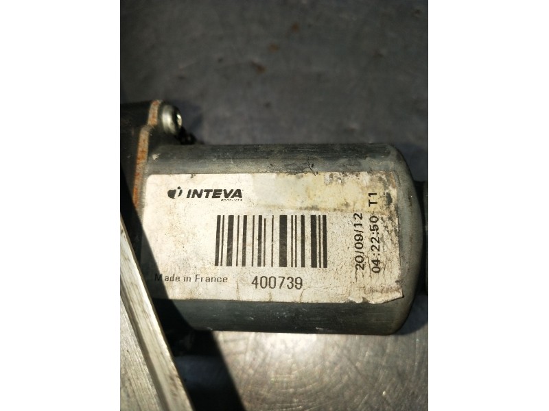 Recambio de elevalunas delantero derecho para renault laguna ii (bg0/1_) 1.9 dci (bg08, bg0g) referencia OEM IAM 400739 5P 2002