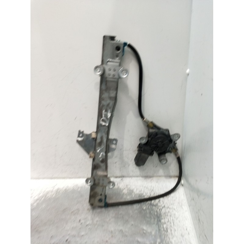 Recambio de elevalunas delantero izquierdo para renault twingo ii (cn0_) 1.2 (cn0d) referencia OEM IAM 400957C 3P 2007