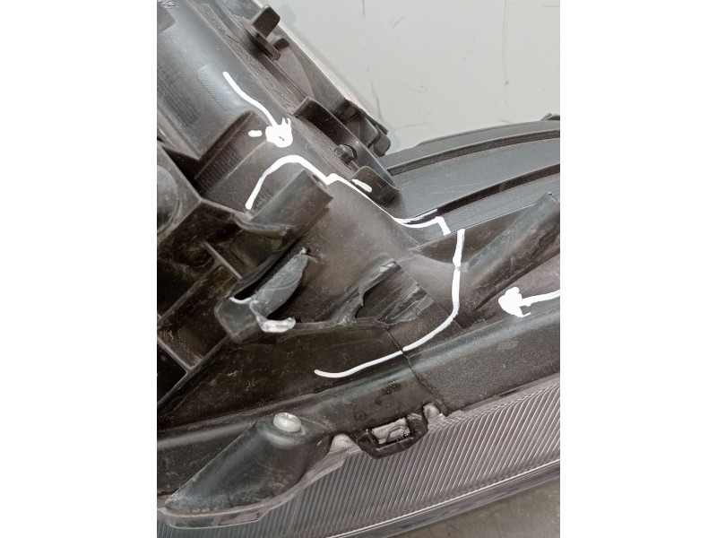 Recambio de faro derecho para honda accord viii (cu) 2.2 i-dtec (cu3) referencia OEM IAM W3T19371 XENON VER FOTOS