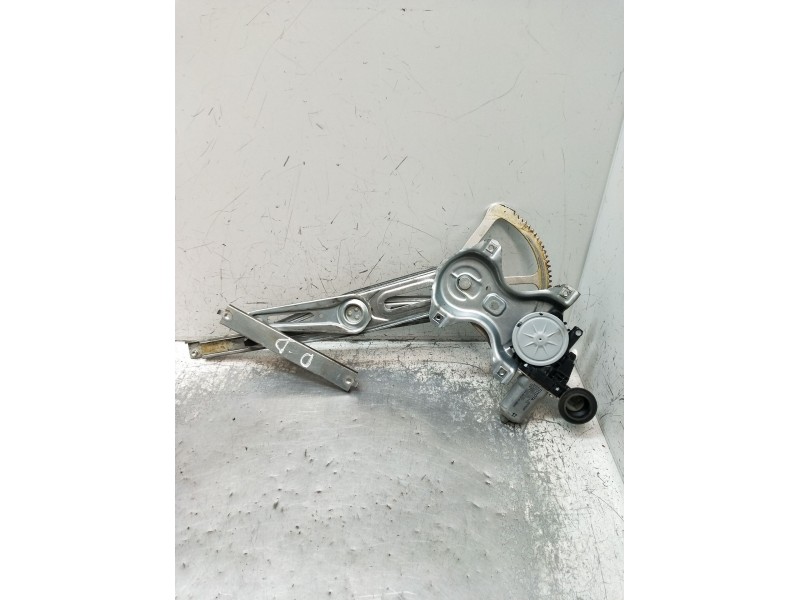 Recambio de elevalunas delantero derecho para toyota yaris (_p9_) 1.0 vvt-i (ksp90_) referencia OEM IAM 857100D100 5P 2005