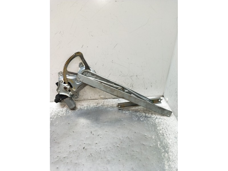 Recambio de elevalunas delantero derecho para toyota yaris (_p9_) 1.0 vvt-i (ksp90_) referencia OEM IAM 857100D100 5P 2005