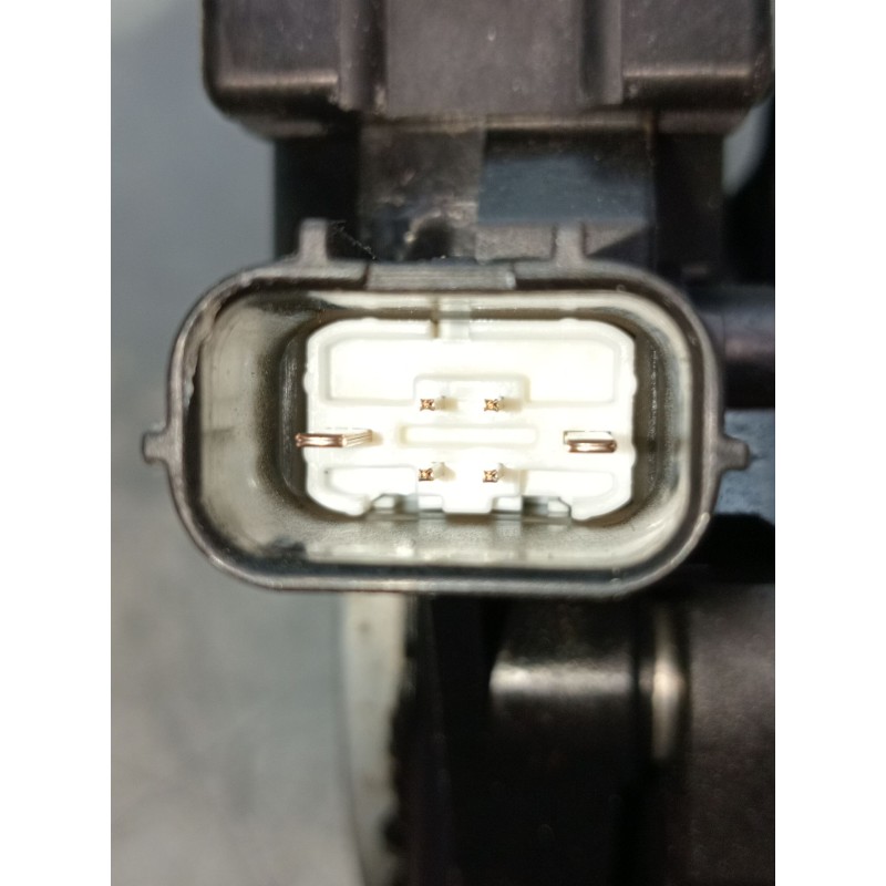 Recambio de elevalunas delantero derecho para honda accord viii (cu) 2.2 i-dtec (cu3) referencia OEM IAM 806040 4P CM011970