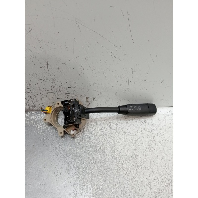 Recambio de mando limpia para mercedes-benz clase c (w203) c 220 cdi (203.006) referencia OEM IAM 2035450010 HLS203001Q03 2000