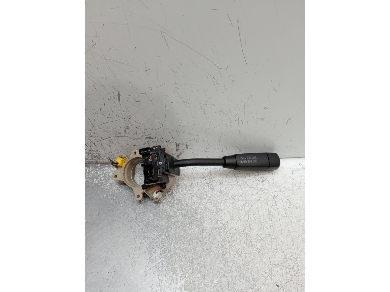 Recambio de mando limpia para mercedes-benz clase c (w203) c 220 cdi (203.006) referencia OEM IAM 2035450010 HLS203001Q03 2000