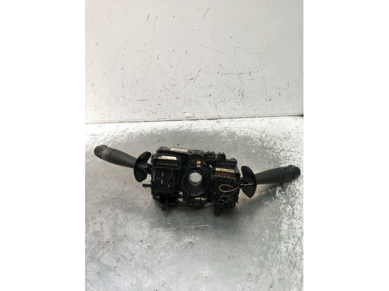 Recambio de mando luces para renault twingo ii (cn0_) 1.2 (cn0d) referencia OEM IAM 8200448050G N346030013 2007