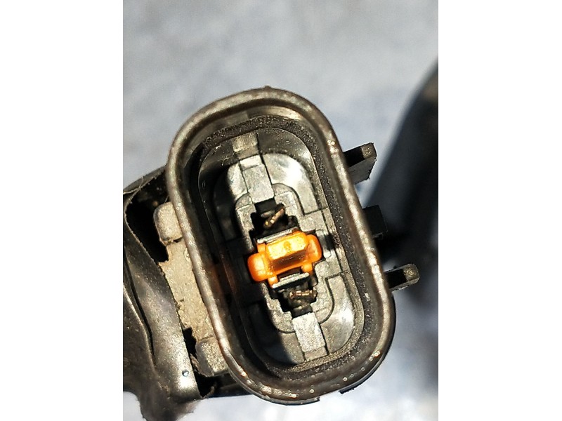 Recambio de faro antiniebla derecho para hyundai h-1 / starex autobús (a1) 2.5 crdi referencia OEM IAM   2001