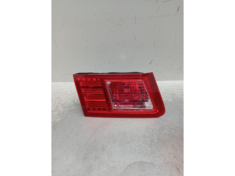 Recambio de piloto trasero izquierdo interior para honda accord viii (cu) 2.2 i-dtec (cu3) referencia OEM IAM   