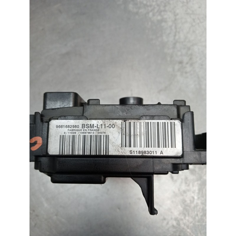 Recambio de caja reles / fusibles para citroën c4 i (lc_) 1.6 hdi referencia OEM IAM 9661582980 BSML1100 S118983011A 