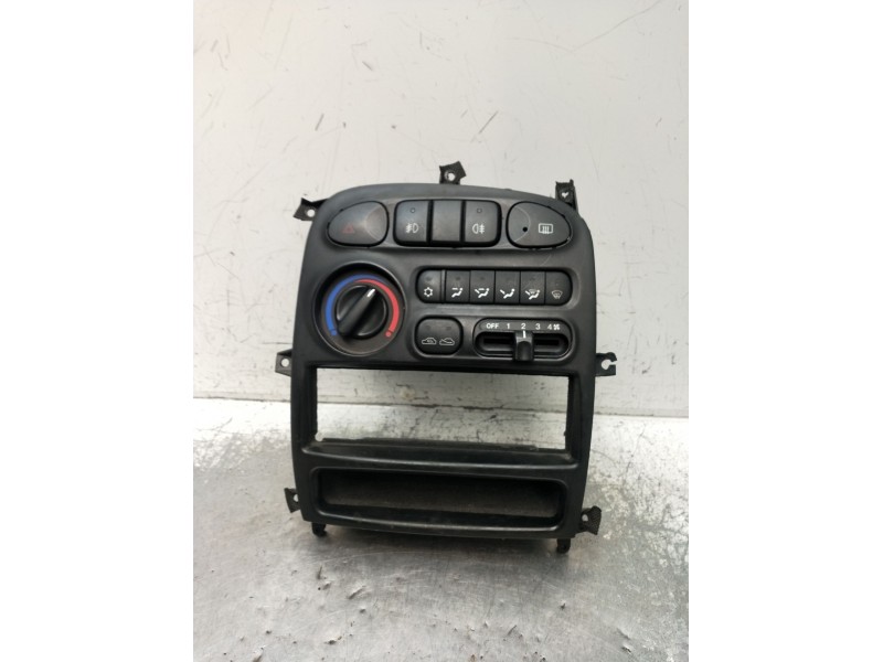 Recambio de mando calefaccion / aire acondicionado para hyundai h-1 / starex autobús (a1) 2.5 crdi referencia OEM IAM  VER FOTOS