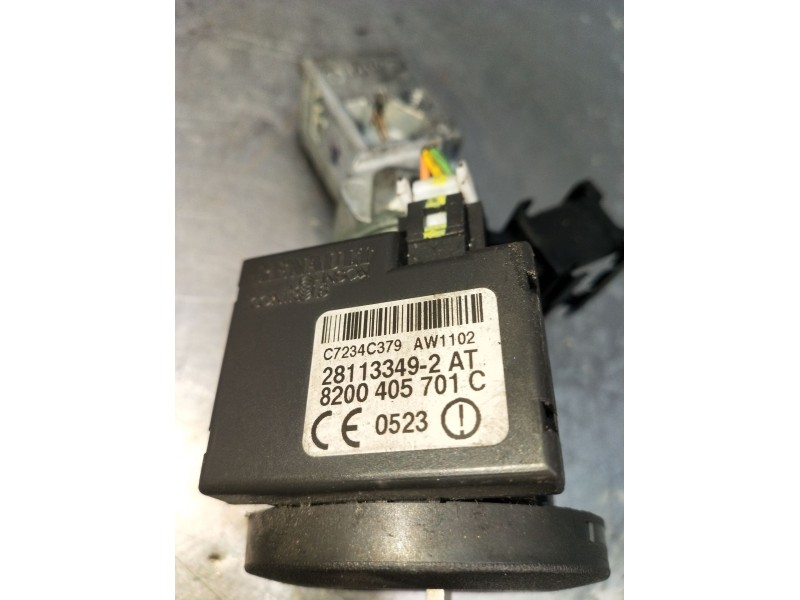 Recambio de conmutador de arranque para renault twingo ii (cn0_) 1.2 (cn0d) referencia OEM IAM 281133492AT 8200405701C 2007