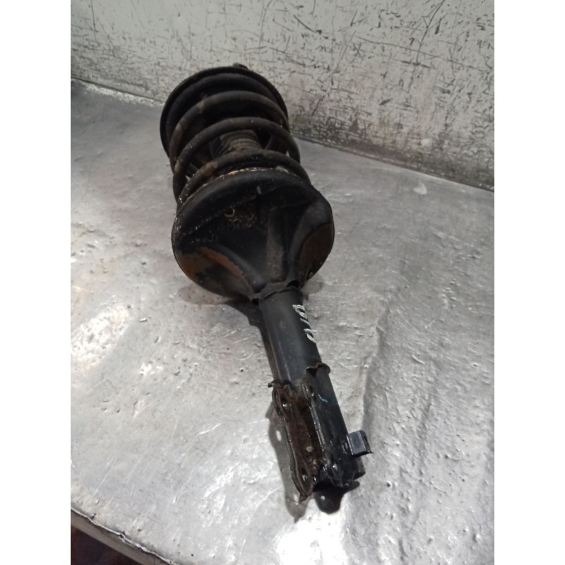 Recambio de amortiguador delantero derecho para toyota corolla (_e12_) 1.6 vvt-i (zze121_) referencia OEM IAM   94