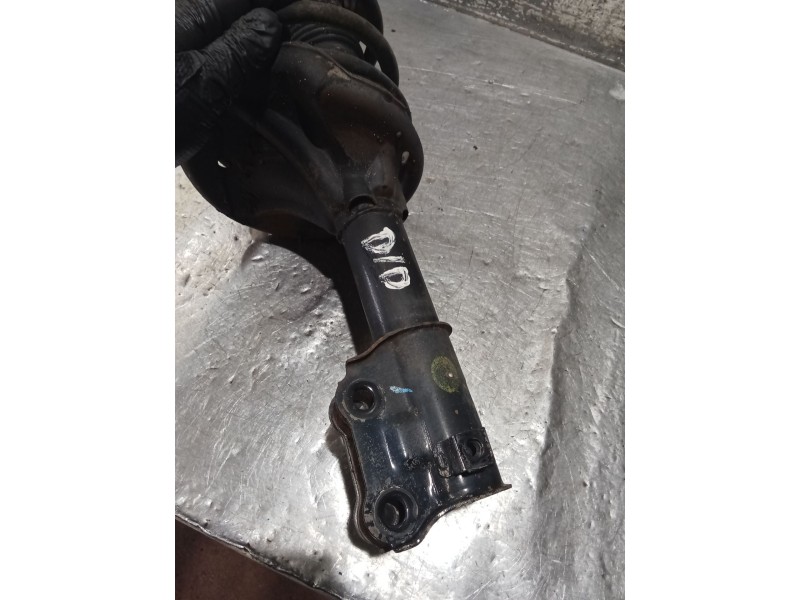 Recambio de amortiguador delantero derecho para toyota corolla (_e12_) 1.6 vvt-i (zze121_) referencia OEM IAM   94