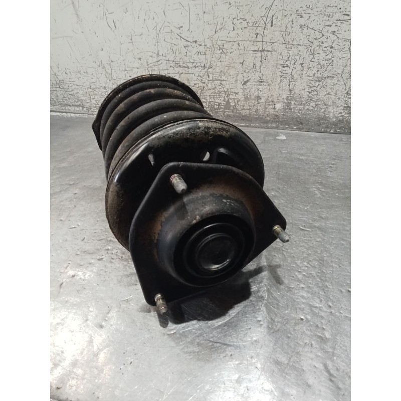 Recambio de amortiguador delantero derecho para toyota corolla (_e12_) 1.6 vvt-i (zze121_) referencia OEM IAM   94