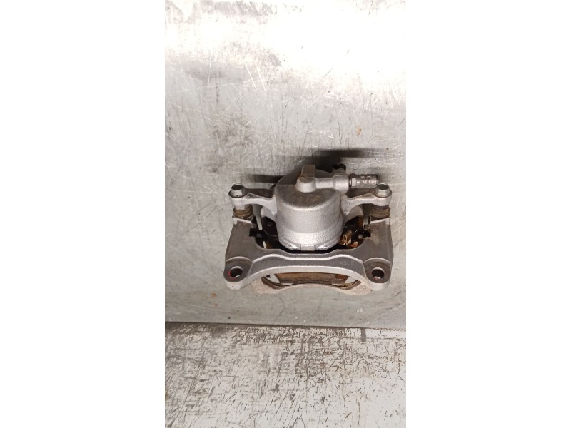 Recambio de pinza freno delantera derecha para jeep renegade referencia OEM IAM  MANDO 21