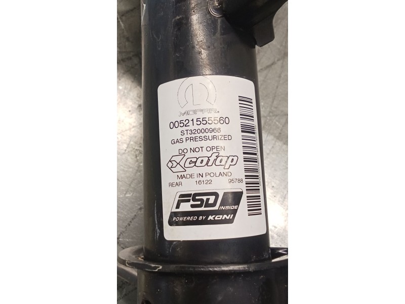 Recambio de amortiguador trasero derecho para jeep renegade referencia OEM IAM   21