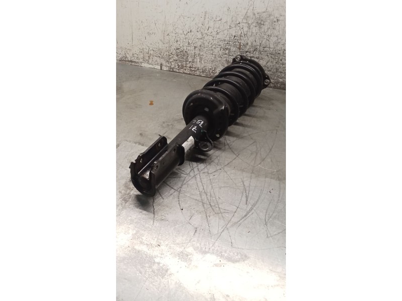 Recambio de amortiguador delantero izquierdo para jeep renegade referencia OEM IAM   21