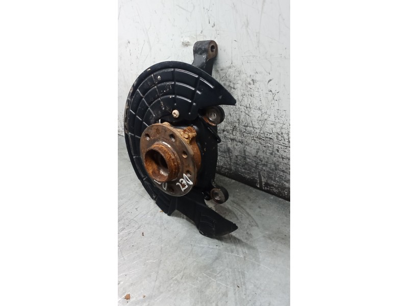 Recambio de mangueta delantera derecha para jeep renegade referencia OEM IAM   21