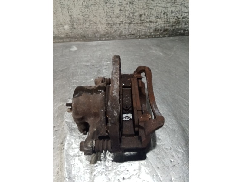 Recambio de pinza freno delantera izquierda para hyundai lantra berlina (rd) 1.6 cat referencia OEM IAM   