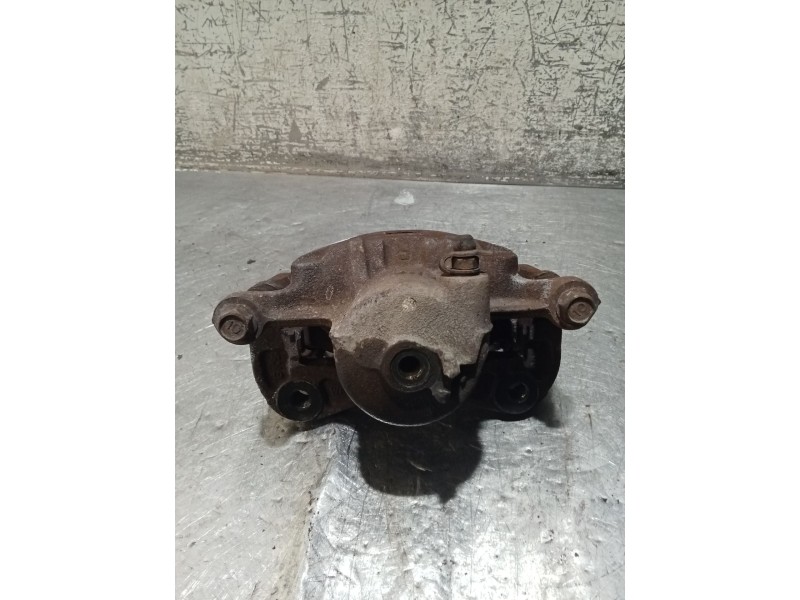 Recambio de pinza freno delantera derecha para hyundai lantra berlina (rd) 1.6 cat referencia OEM IAM   