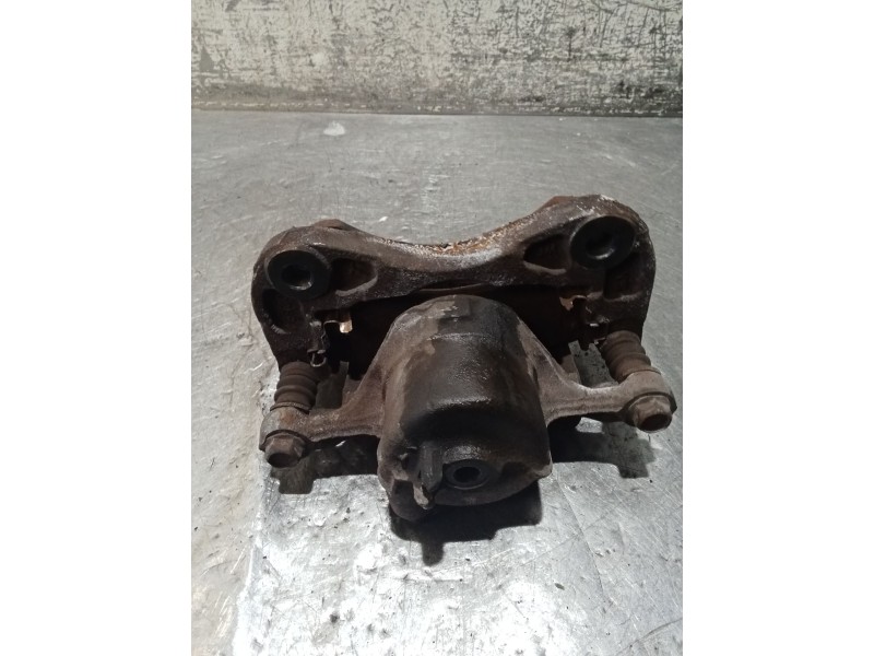 Recambio de pinza freno delantera derecha para hyundai lantra berlina (rd) 1.6 cat referencia OEM IAM   