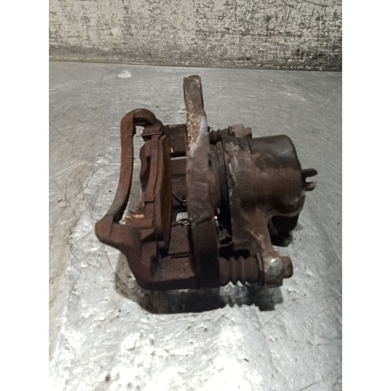 Recambio de pinza freno delantera derecha para hyundai lantra berlina (rd) 1.6 cat referencia OEM IAM   