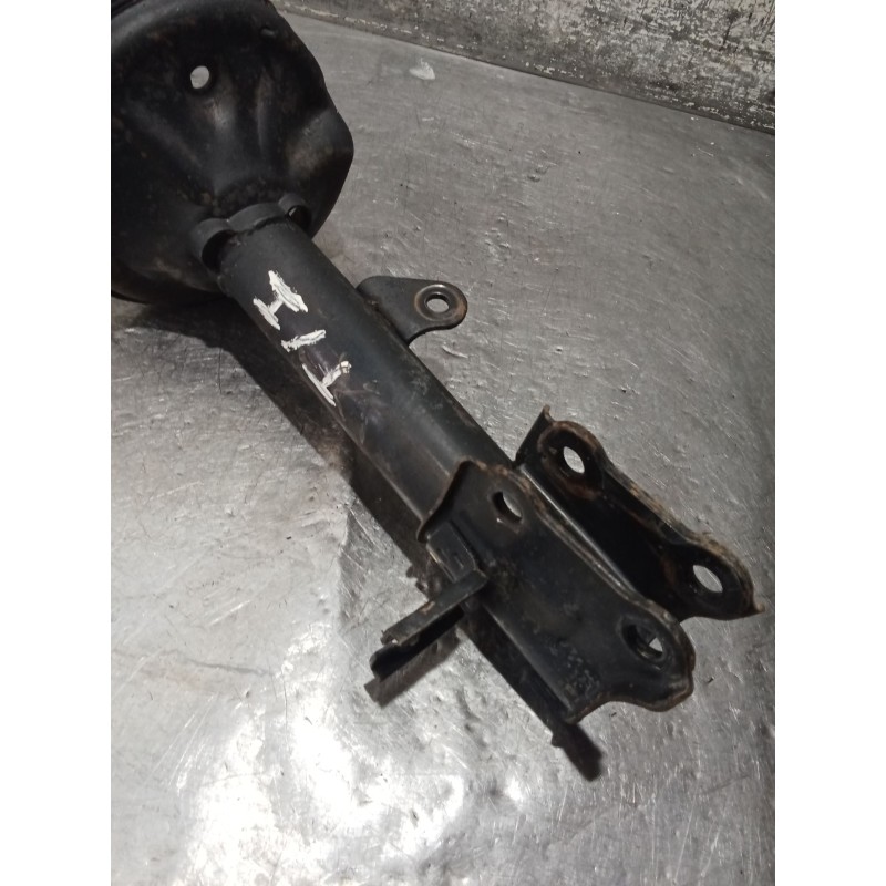 Recambio de amortiguador trasero izquierdo para hyundai lantra berlina (rd) 1.6 cat referencia OEM IAM   