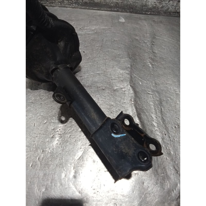 Recambio de amortiguador trasero derecho para hyundai lantra berlina (rd) 1.6 cat referencia OEM IAM   