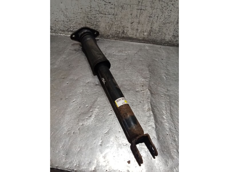 Recambio de amortiguador trasero derecho para hyundai i40 i (vf) 1.7 crdi referencia OEM IAM 553113Z510  