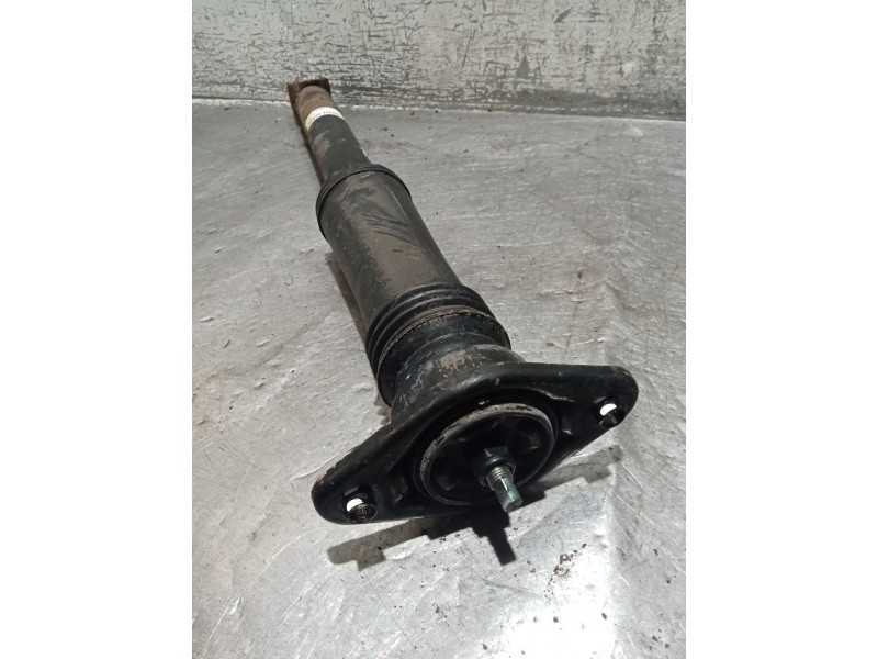 Recambio de amortiguador trasero derecho para hyundai i40 i (vf) 1.7 crdi referencia OEM IAM 553113Z510  
