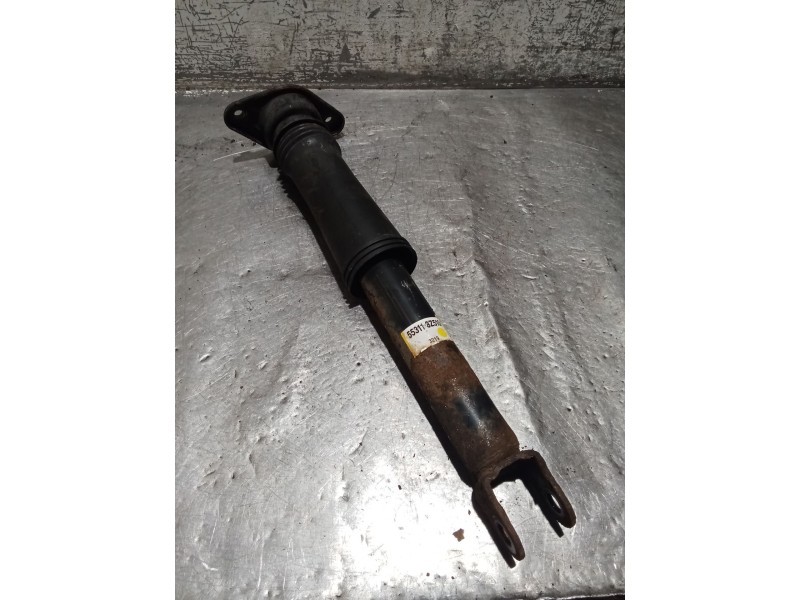 Recambio de amortiguador trasero izquierdo para hyundai i40 i (vf) 1.7 crdi referencia OEM IAM   