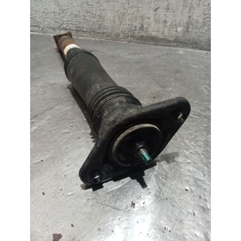 Recambio de amortiguador trasero izquierdo para hyundai i40 i (vf) 1.7 crdi referencia OEM IAM   
