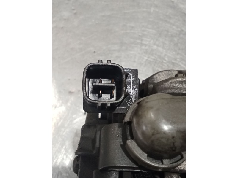 Recambio de alternador para toyota corolla (_e12_) 1.6 vvt-i (zze121_) referencia OEM IAM 0124315024 270600D030F 02