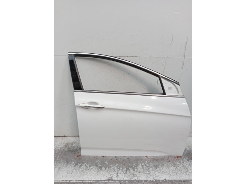 Recambio de puerta delantera derecha para hyundai i40 i (vf) 1.7 crdi referencia OEM IAM   5P