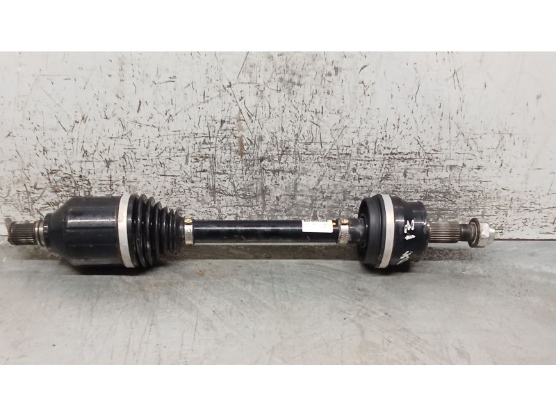 Recambio de transmision trasera izquierda para jeep renegade referencia OEM IAM   21