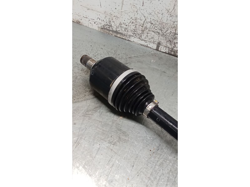 Recambio de transmision trasera derecha para jeep renegade referencia OEM IAM   21