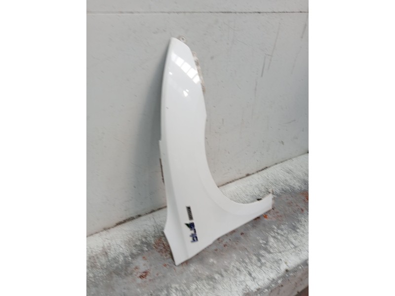 Recambio de aleta delantera derecha para hyundai i40 i (vf) 1.7 crdi referencia OEM IAM   