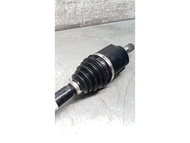 Recambio de transmision delantera izquierda para jeep renegade referencia OEM IAM   21