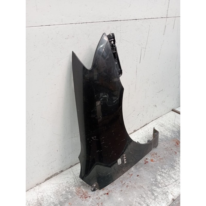 Recambio de aleta delantera derecha para toyota corolla (_e12_) 1.6 vvt-i (zze121_) referencia OEM IAM   2002