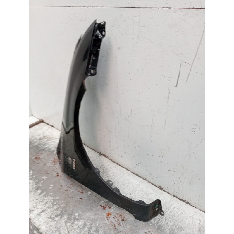 Recambio de aleta delantera derecha para toyota corolla (_e12_) 1.6 vvt-i (zze121_) referencia OEM IAM   2002