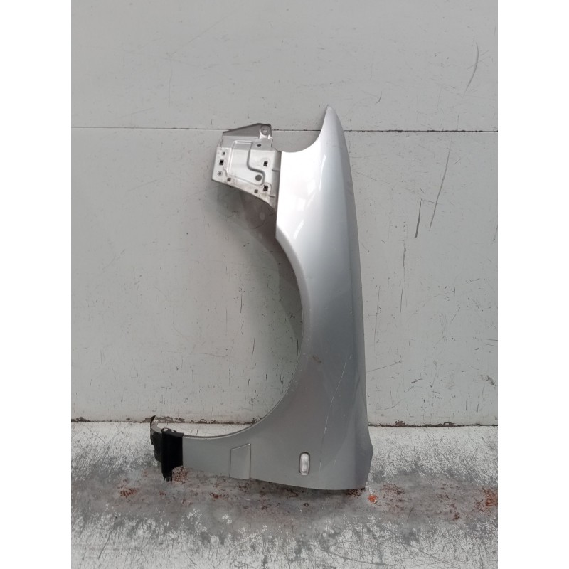 Recambio de aleta delantera izquierda para audi a4 b5 (8d2) 2.5 tdi quattro referencia OEM IAM   