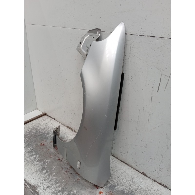 Recambio de aleta delantera izquierda para audi a4 b5 (8d2) 2.5 tdi quattro referencia OEM IAM   