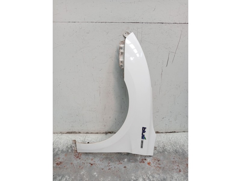 Recambio de aleta delantera izquierda para hyundai i40 i (vf) 1.7 crdi referencia OEM IAM   