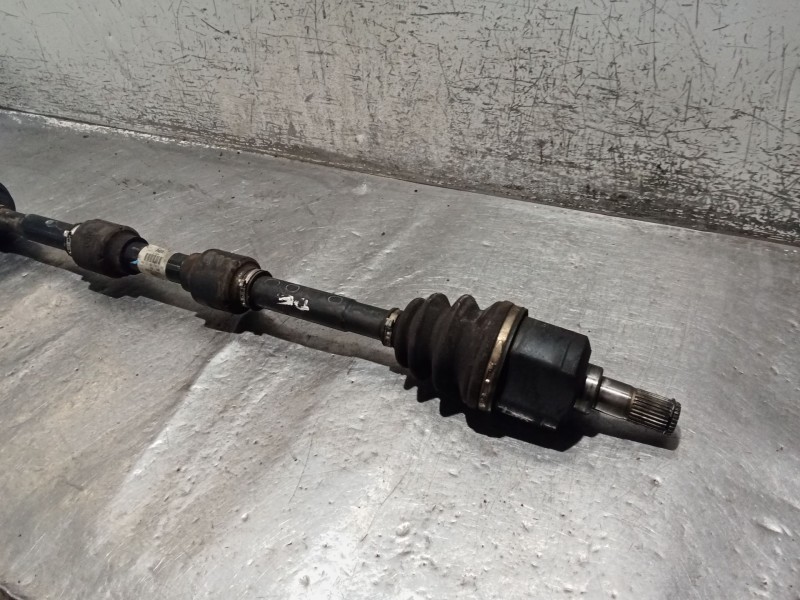 Recambio de transmision delantera derecha para hyundai i40 i (vf) 1.7 crdi referencia OEM IAM 45013Z350  