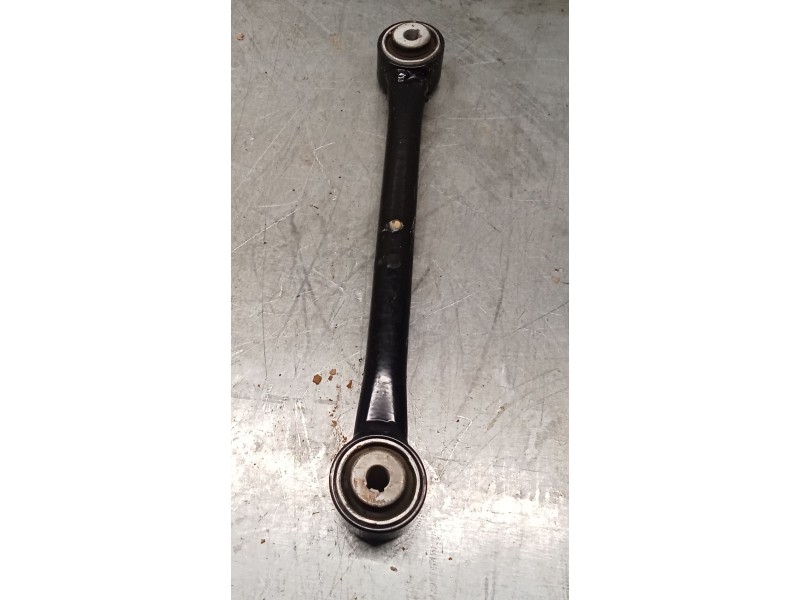 Recambio de brazo suspension inferior trasero derecho para jeep renegade referencia OEM IAM   21