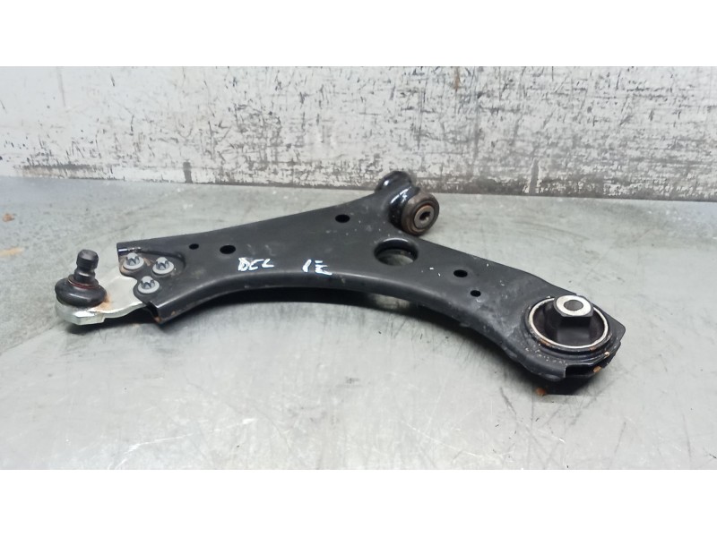 Recambio de brazo suspension inferior delantero izquierdo para jeep renegade referencia OEM IAM   21