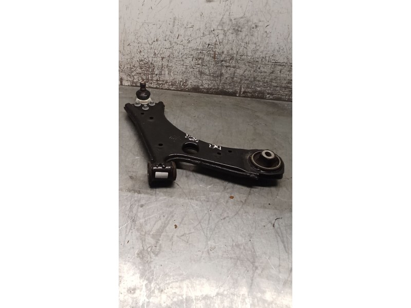 Recambio de brazo suspension inferior delantero derecho para jeep renegade referencia OEM IAM   21