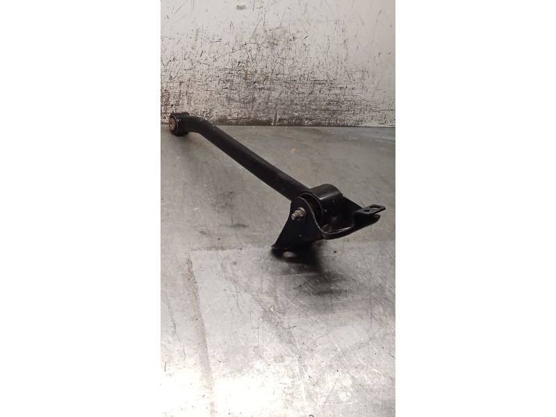 Recambio de brazo suspension inferior trasero izquierdo para jeep renegade referencia OEM IAM   21