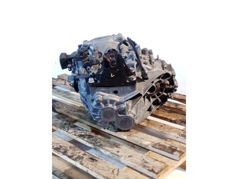 Recambio de caja cambios para hyundai i40 i (vf) 1.7 crdi referencia OEM IAM TN02DU 6V 188205