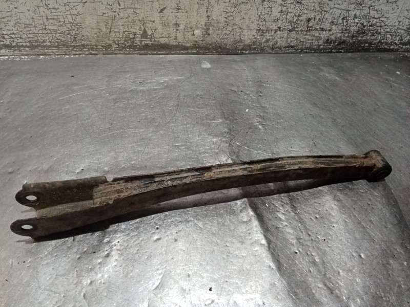 Recambio de brazo suspension inferior trasero izquierdo para hyundai lantra berlina (rd) 1.6 cat referencia OEM IAM   POSTERIOR
